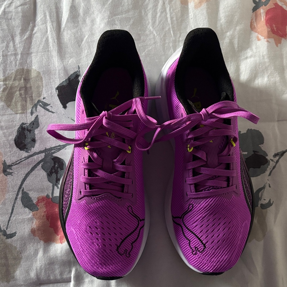 Puma Sneakers